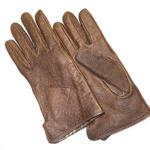 NWOT LEATHER GLOVES IN BROWN